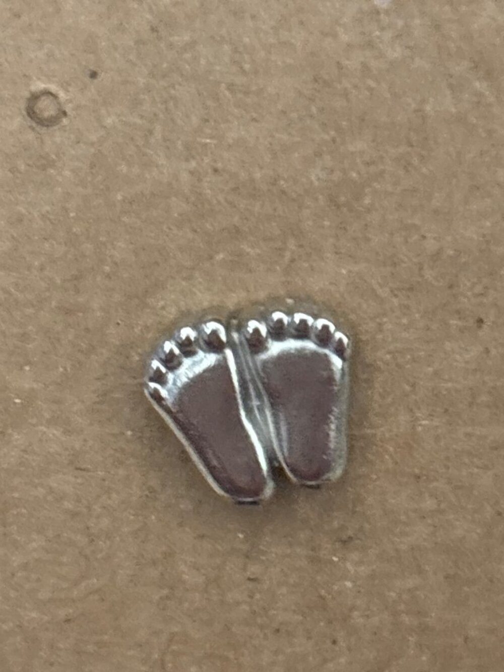 V. Evers 1979 Precious Feet Silver-Tone Lapel Pin Baby Pro Life